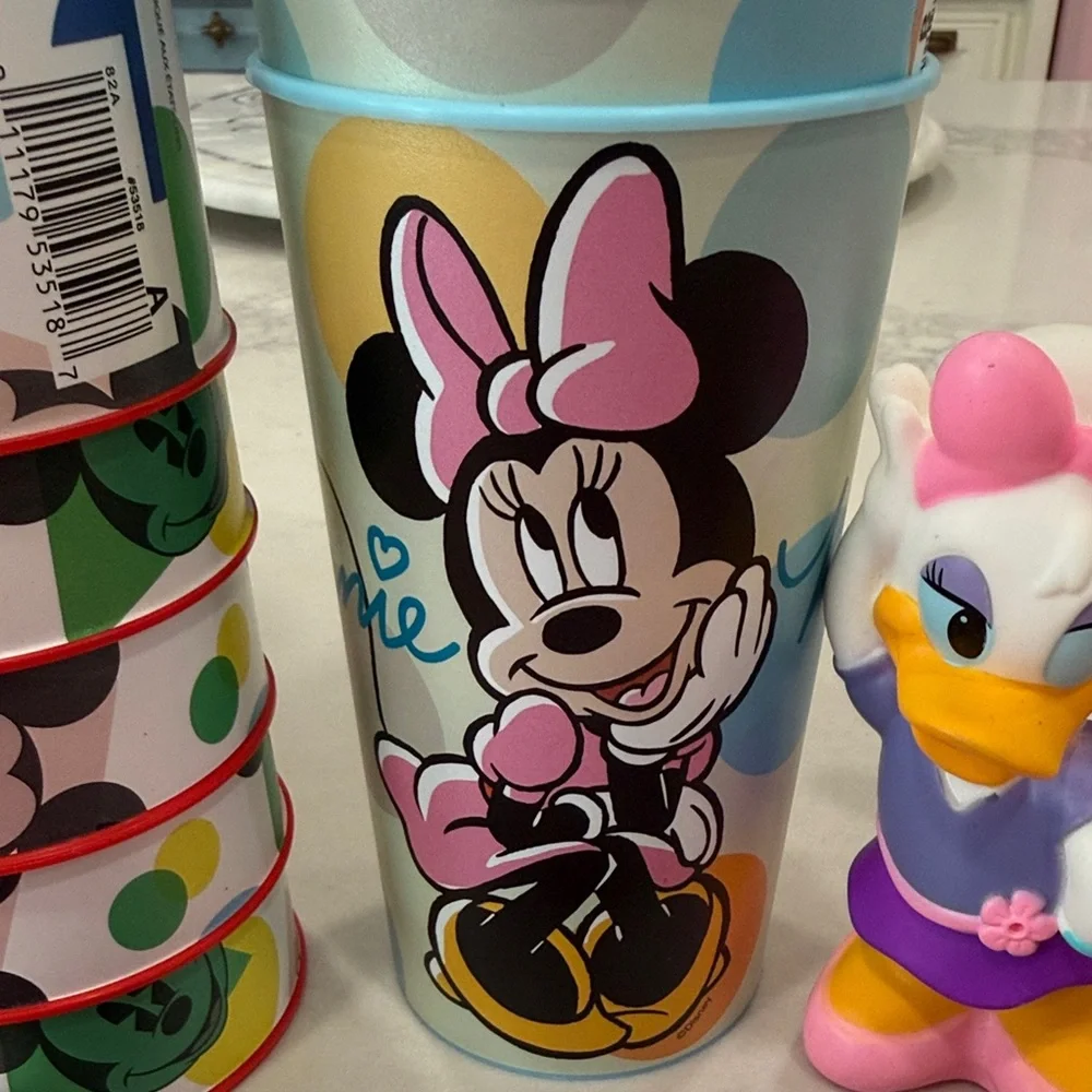 Disney Minnie & Friends Pink and Blue Party Favor Collection